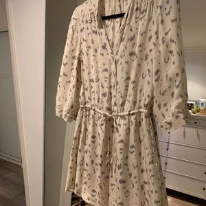 Babaton Dresses - Aritzia Babaton Bennett Silk Shirt Dress LeopardXS Babaton Dresses - Aritzia Babaton Bennett Silk Shirt Dress LeopardXS